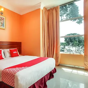 2* Hotel My Town